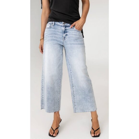 BOHME Colette Wide Leg Jeans in Light Wash - Picture 1 of 6
